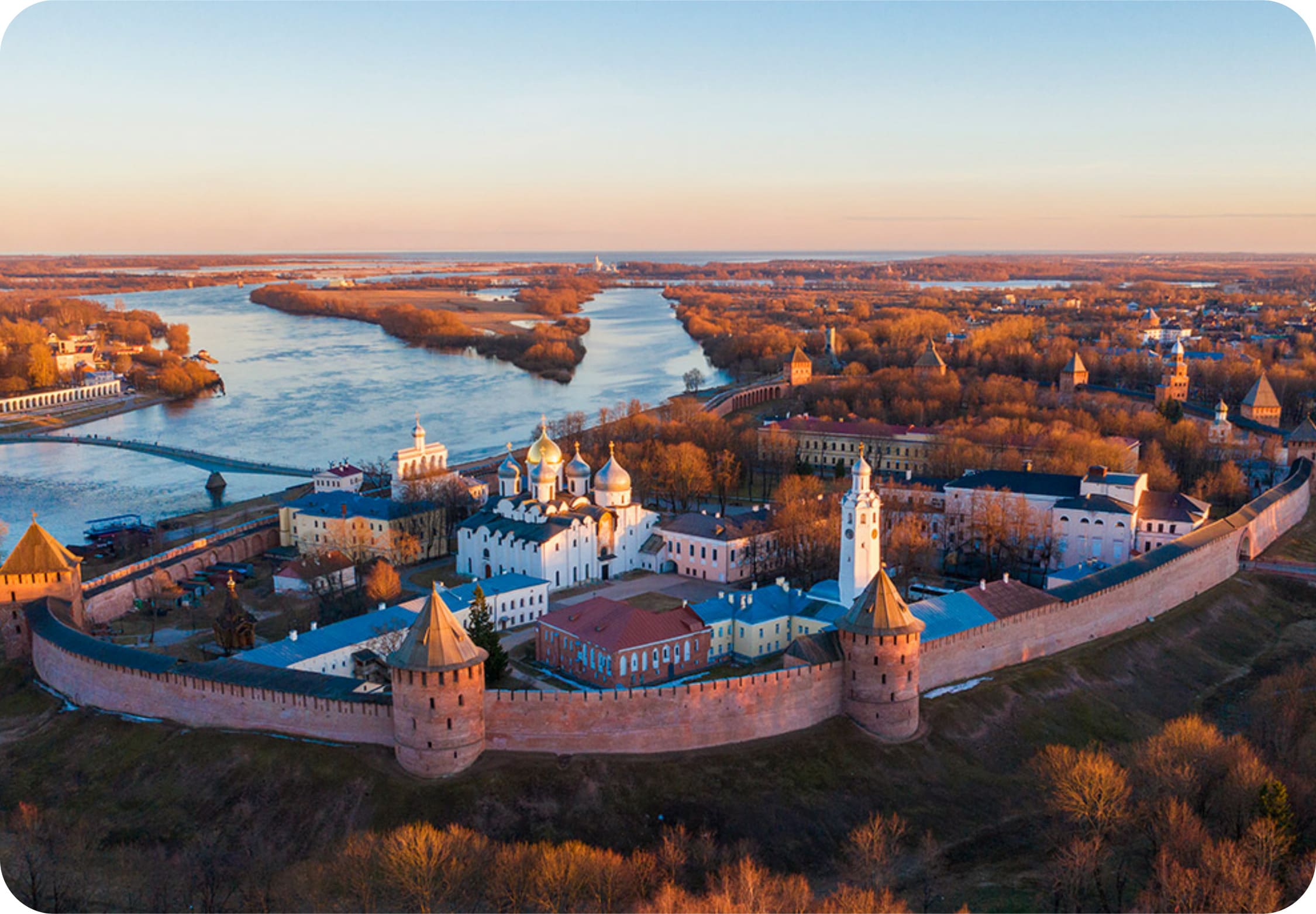 Панорамное изображение Великого Новгорода